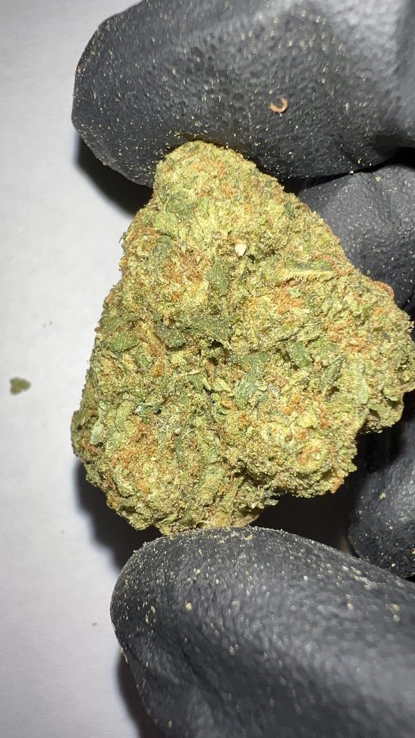 White Widow - Light Assist THCA Flower (Hybrid) - Image 3