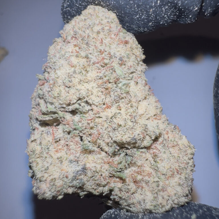Royal OG Delta 8 Flower hemp bud