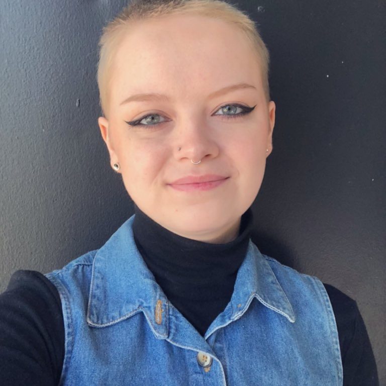 Emma Headshot